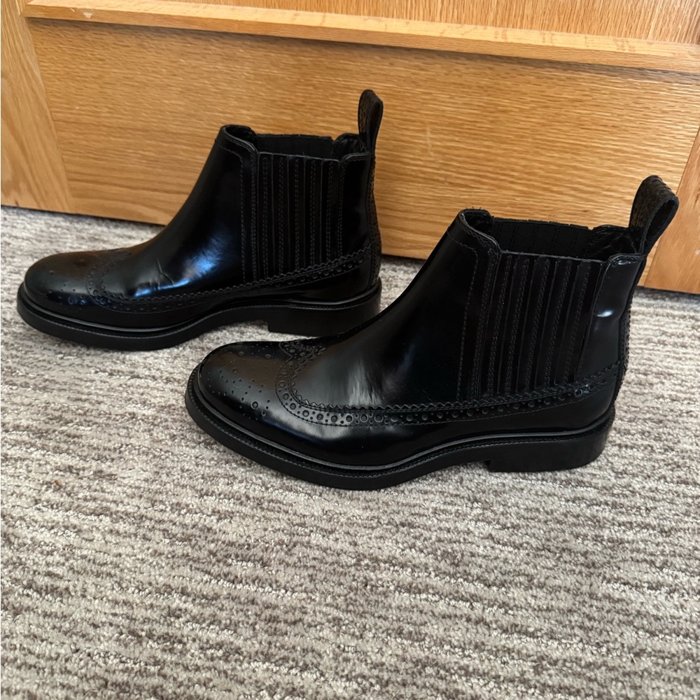 Gorgeous Joseph Black Leather Chelsea Boots 37.5